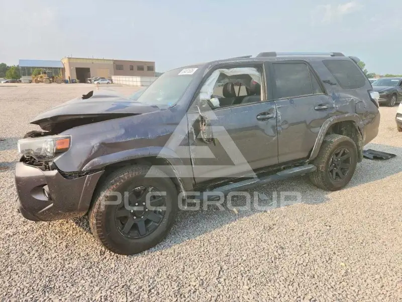 2018 Toyota 4 RUNNER photo