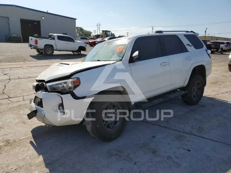 2018 Toyota 4 RUNNER фото