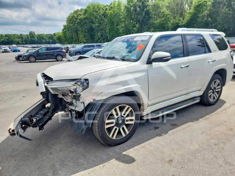 2018 Toyota 4 RUNNER фото