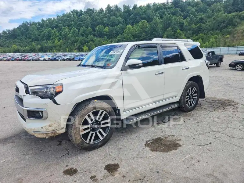 2018 Toyota 4 RUNNER photo