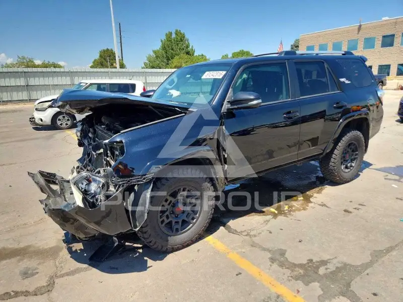 2018 Toyota 4 RUNNER photo