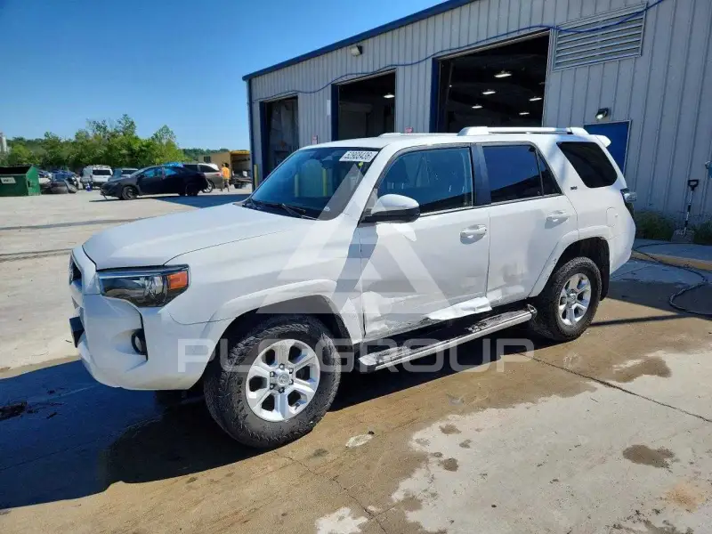 2018 Toyota 4 RUNNER photo