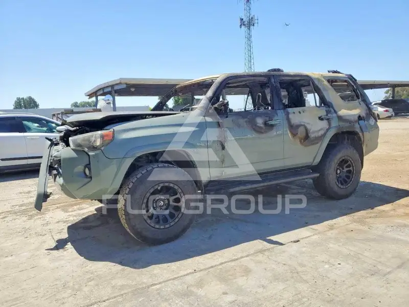 2018 Toyota 4 RUNNER photo