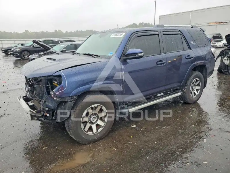2018 Toyota 4 RUNNER фото