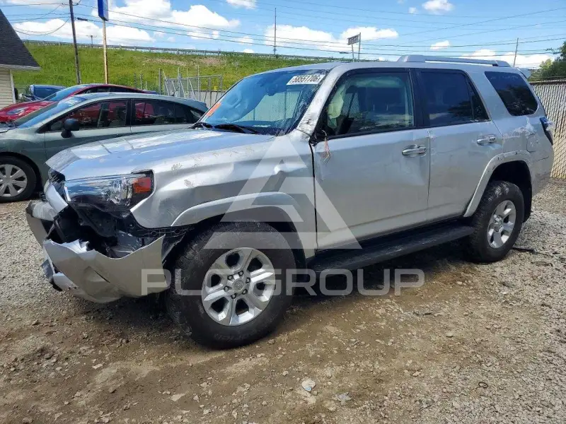 2018 Toyota 4 RUNNER photo