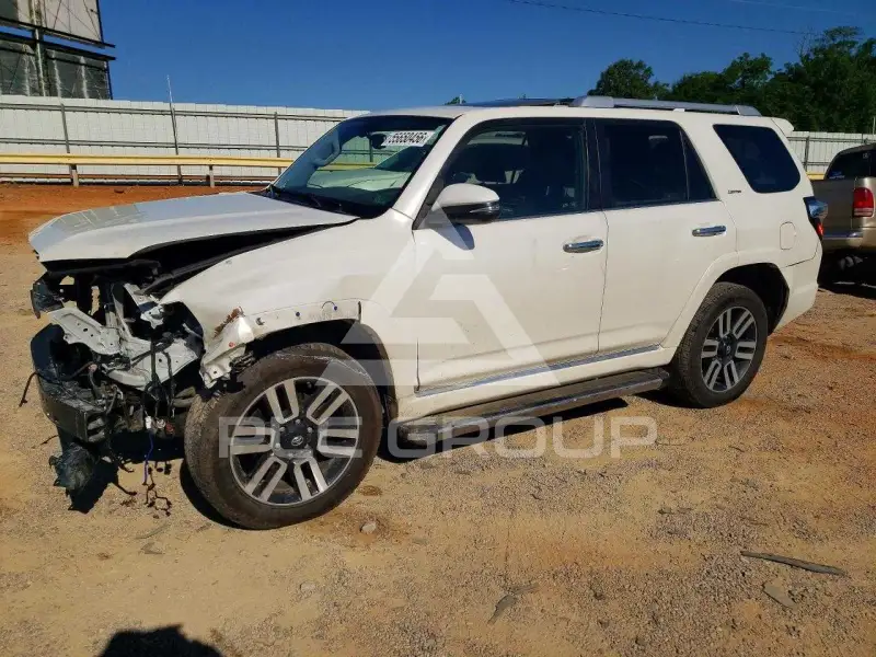 2018 Toyota 4 RUNNER фото