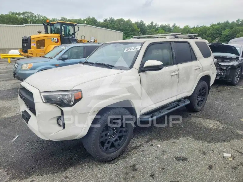 2018 Toyota 4 RUNNER photo