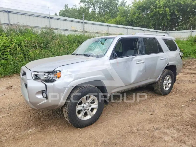 2018 Toyota 4 RUNNER photo