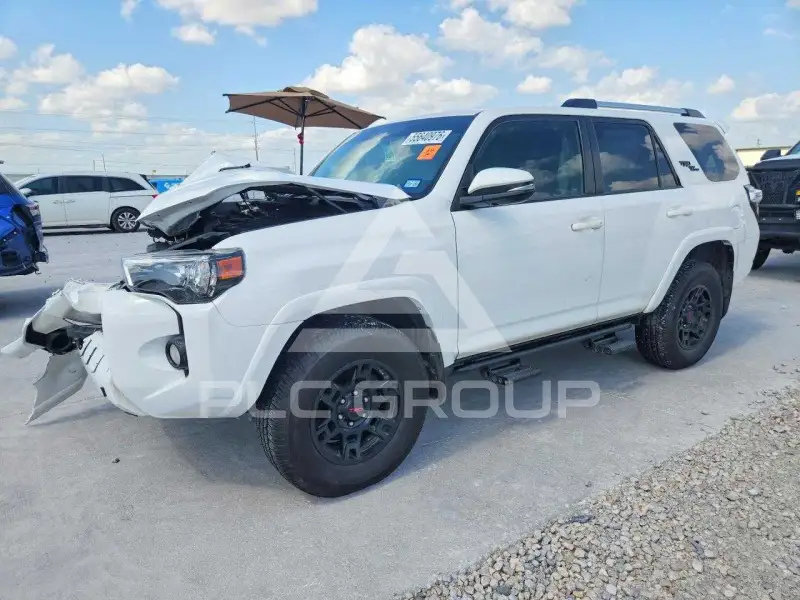 2018 Toyota 4 RUNNER фото
