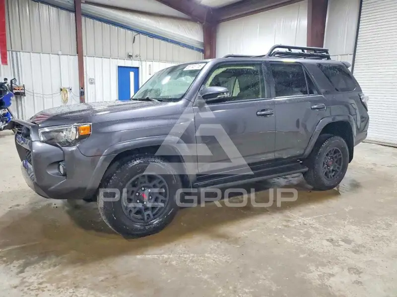2018 Toyota 4 RUNNER фото