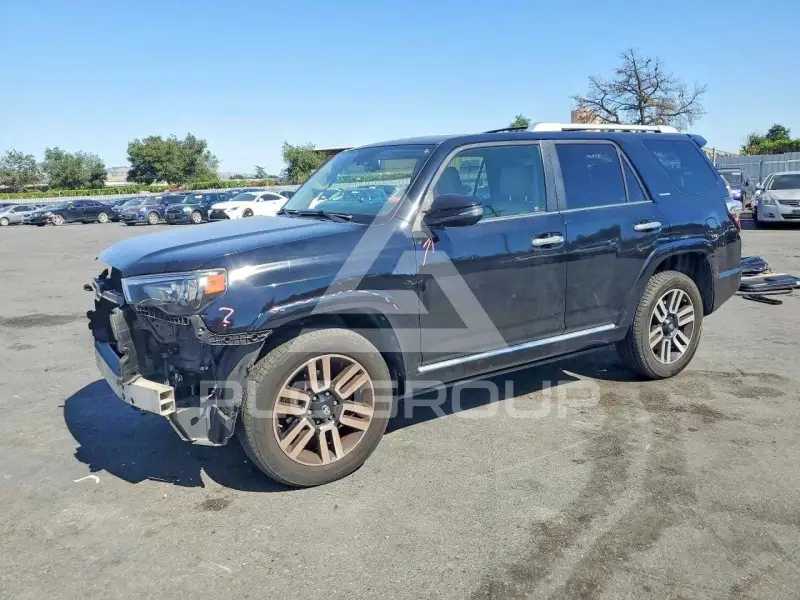 2018 Toyota 4 RUNNER фото