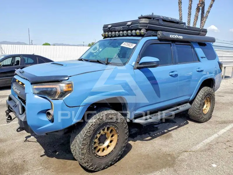 2018 Toyota 4 RUNNER фото