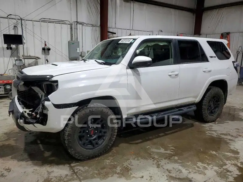 2018 Toyota 4 RUNNER photo