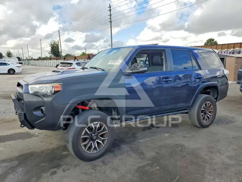 2018 Toyota 4 RUNNER фото