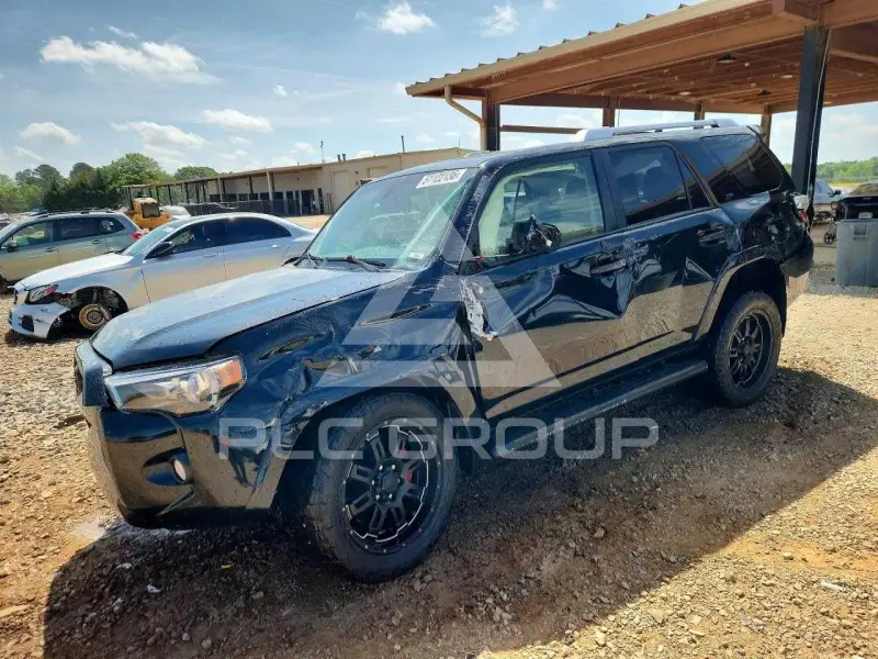 2018 Toyota 4 RUNNER фото