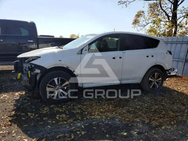 2018 Toyota RAV4 фото