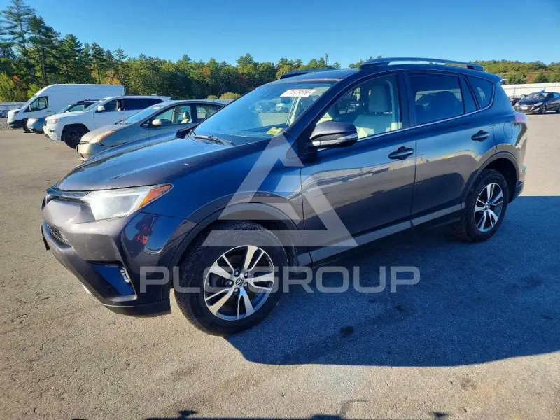 2018 Toyota RAV4 фото