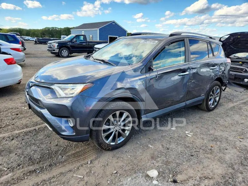 2018 Toyota RAV4 фото