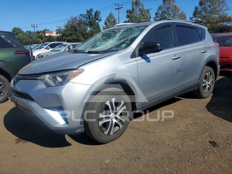 2018 Toyota RAV4 photo