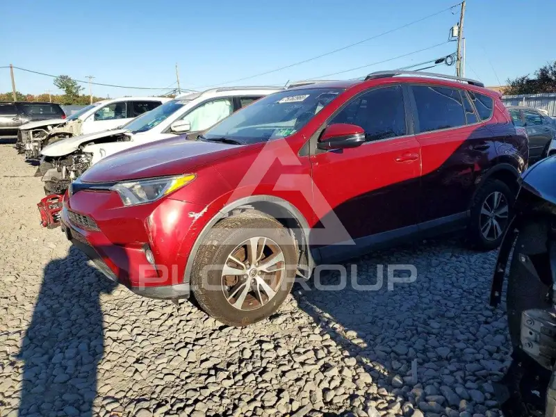 2018 Toyota RAV4 фото