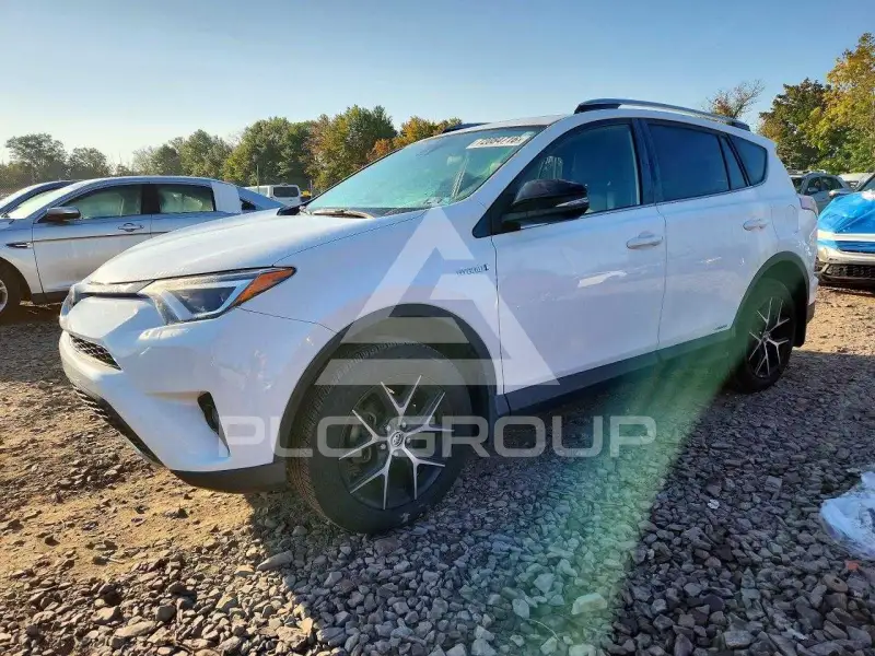 2018 Toyota RAV4 фото