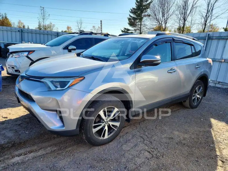 2018 Toyota RAV4 photo