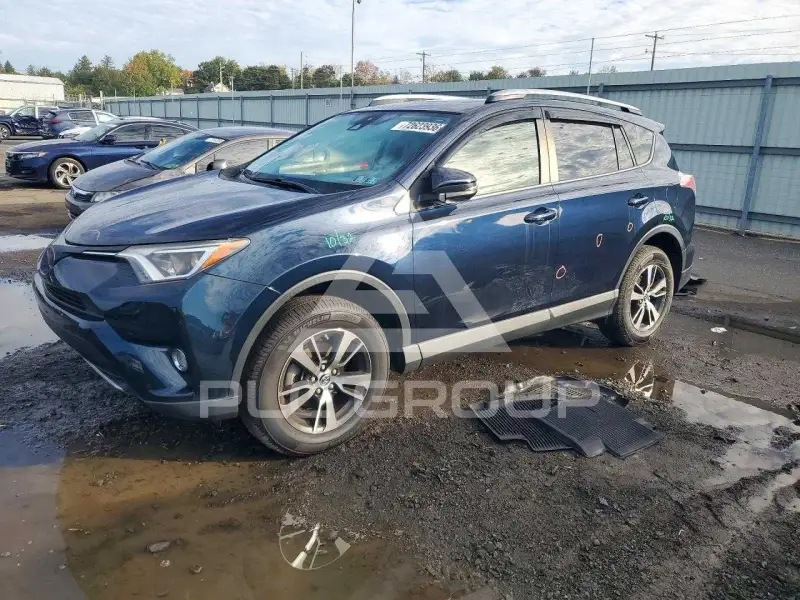 2018 Toyota RAV4 фото