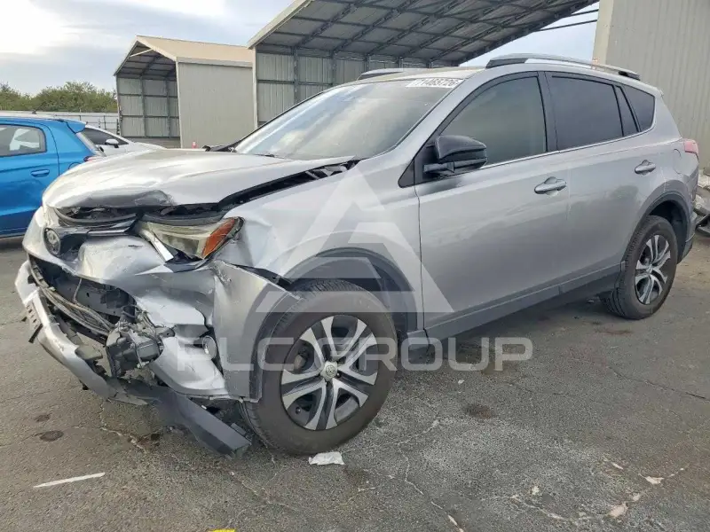 2018 Toyota RAV4 photo