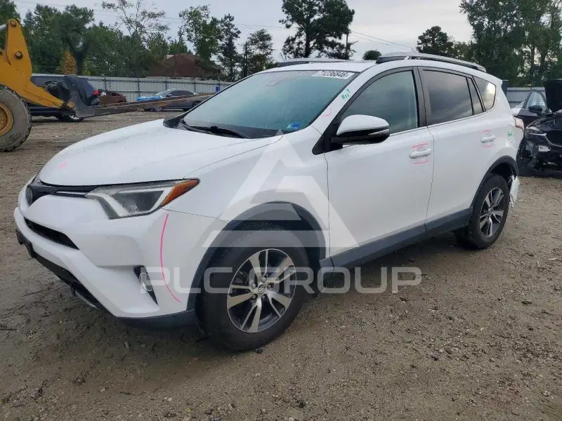 2018 Toyota RAV4 фото
