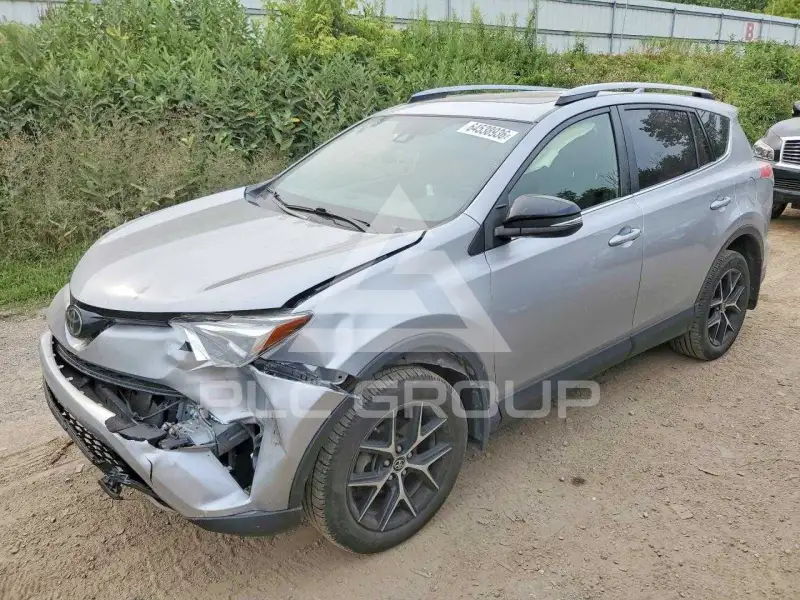 2018 Toyota RAV4 photo