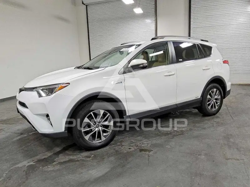 2018 Toyota RAV4 фото