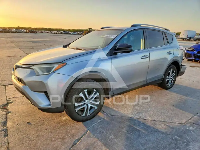 2018 Toyota RAV4 photo