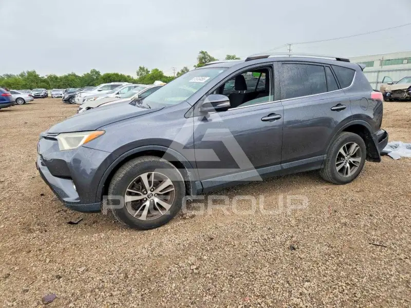 2018 Toyota RAV4 фото