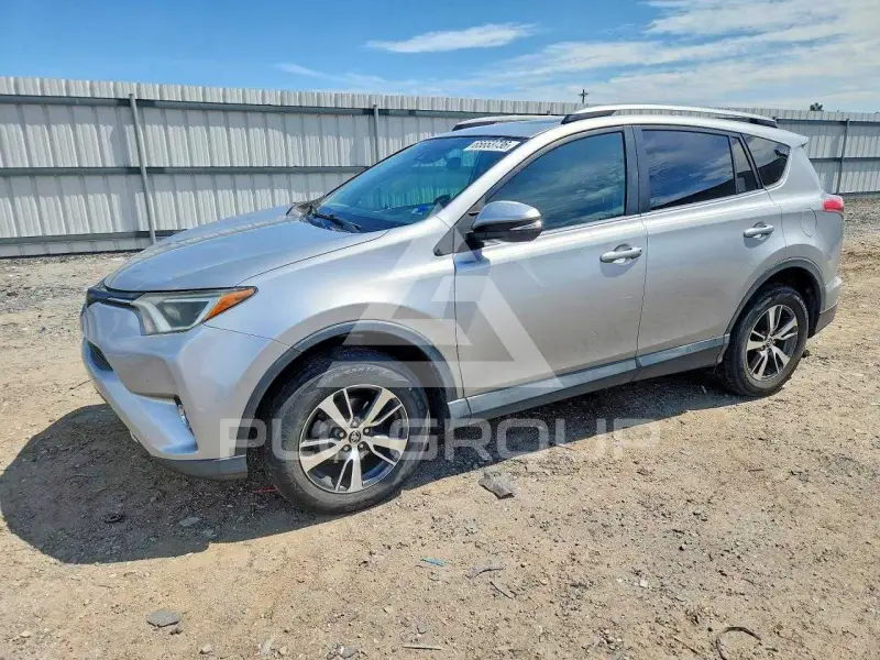 2018 Toyota RAV4 фото