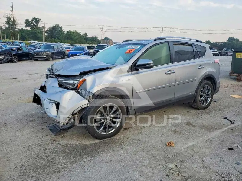 2018 Toyota RAV4 фото