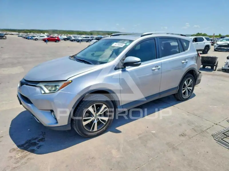 2018 Toyota RAV4 фото