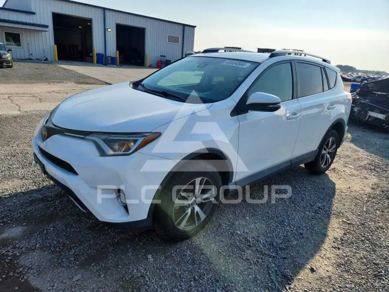 2018 Toyota RAV4 фото