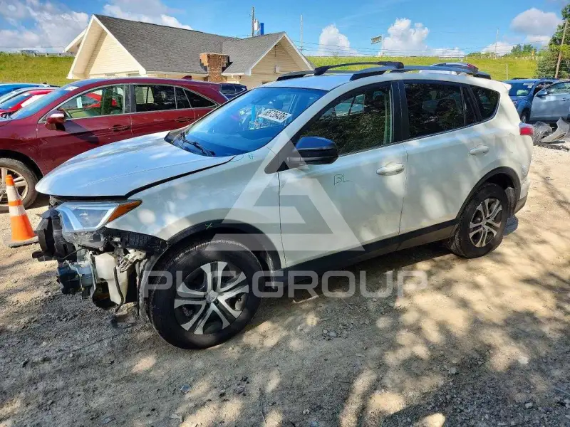 2018 Toyota RAV4 фото