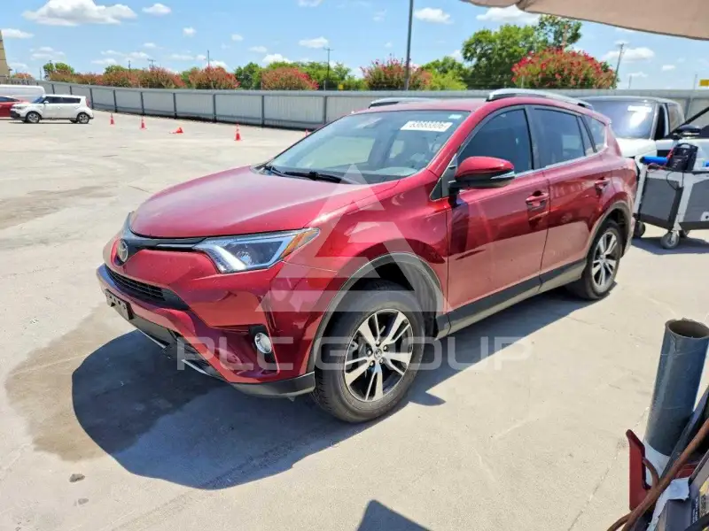 2018 Toyota RAV4 фото