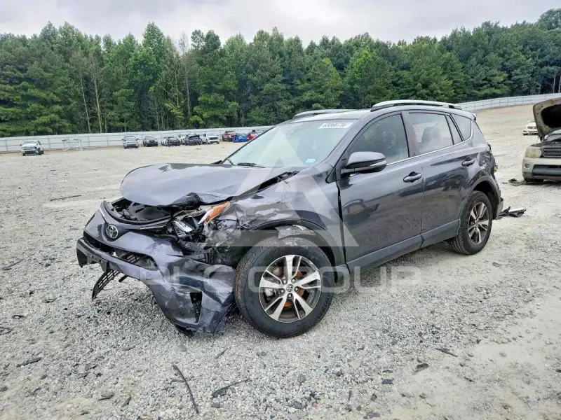 2018 Toyota RAV4 photo
