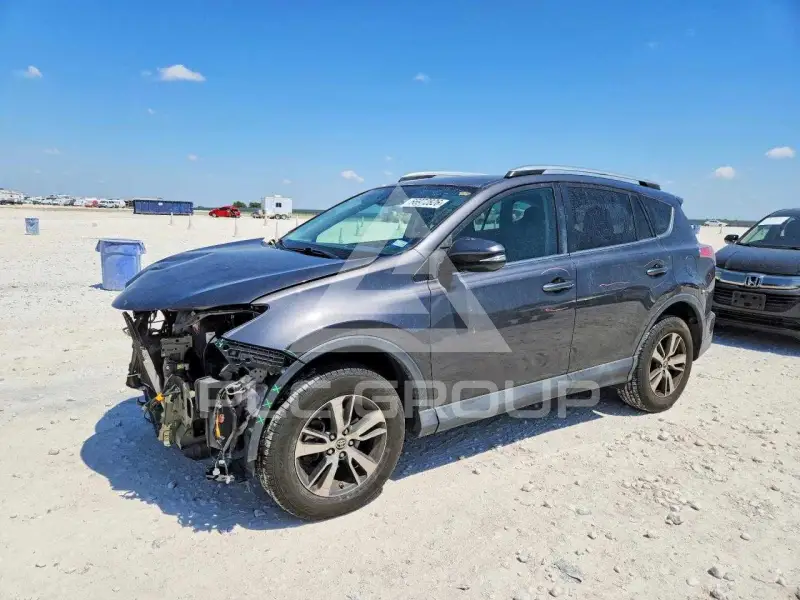 2018 Toyota RAV4 photo