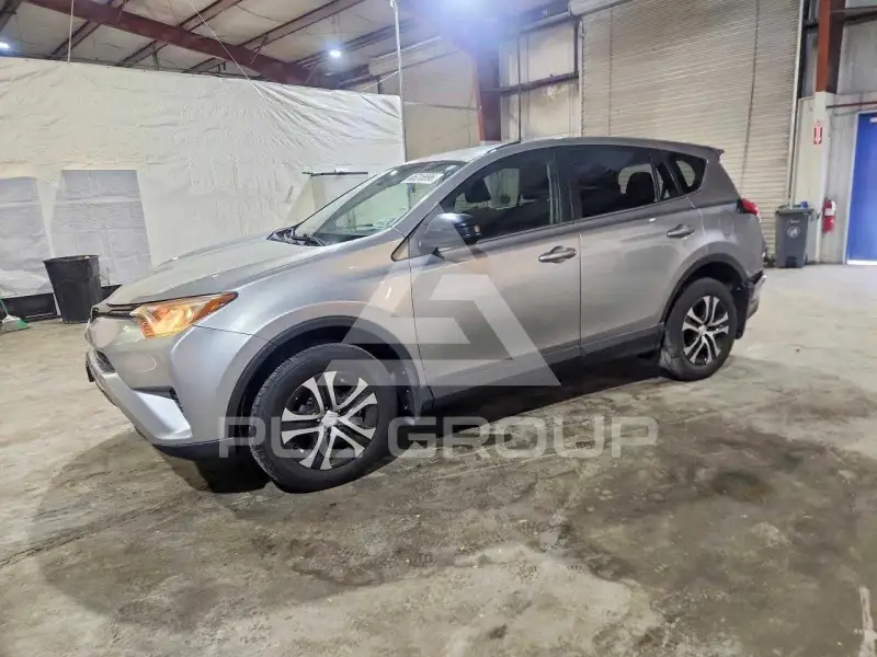 2018 Toyota RAV4 фото