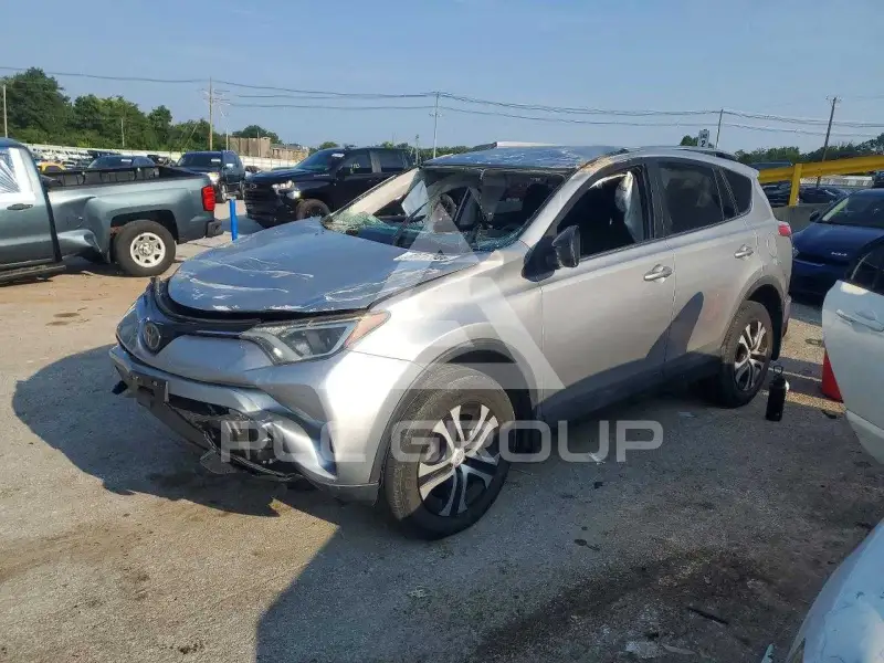 2018 Toyota RAV4 фото