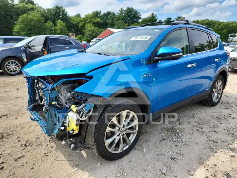 2018 Toyota RAV4 фото