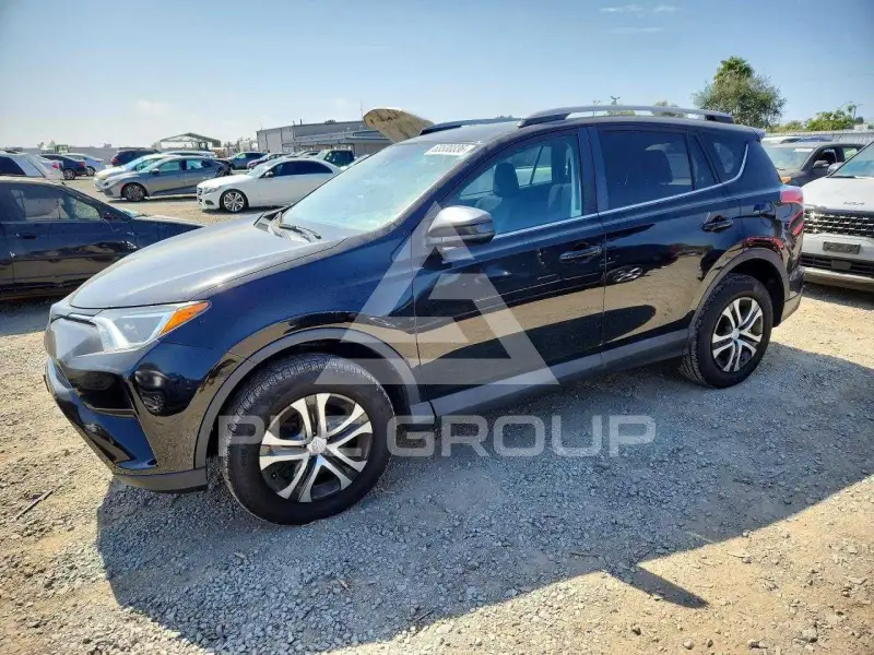 2018 Toyota RAV4 фото