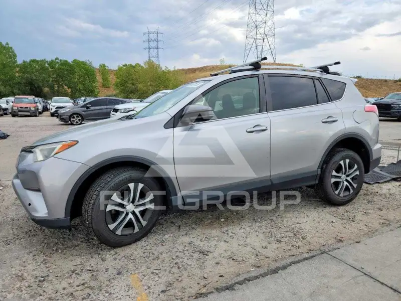 2018 Toyota RAV4 фото