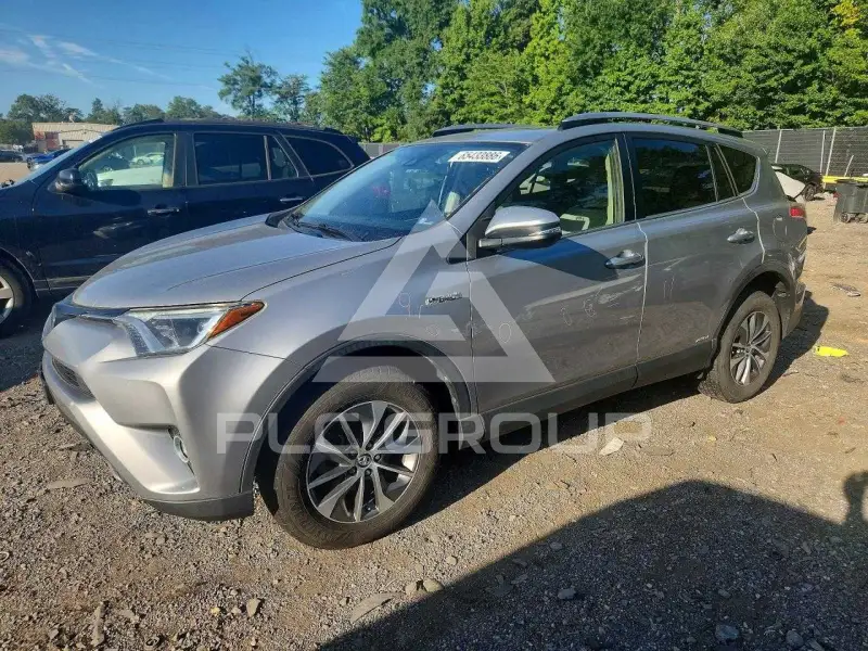 2018 Toyota RAV4 фото