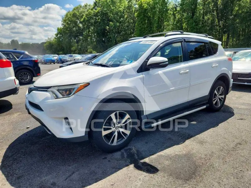 2018 Toyota RAV4 photo