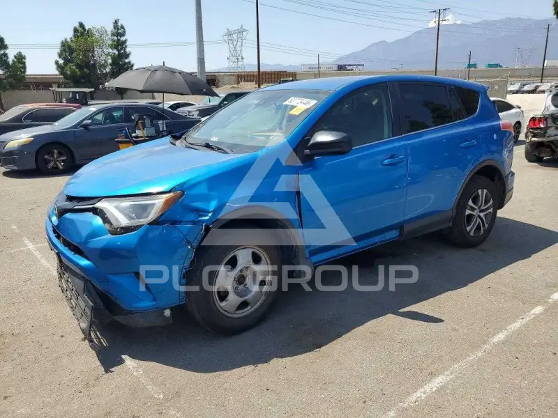 2018 Toyota RAV4 фото