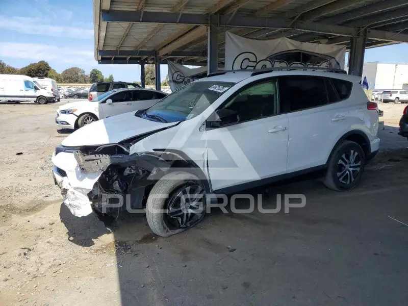 2018 Toyota RAV4 фото